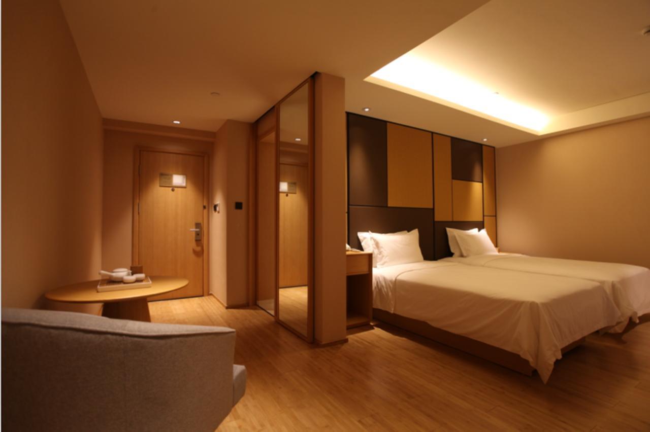 Ji Hotel Shanghai Kangqiao Xiuyan Road Екстер'єр фото
